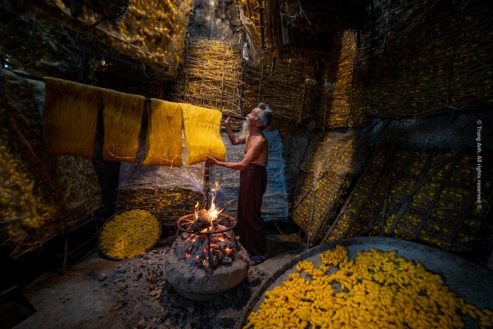 làng nghề ươm tơ Hồng Lý