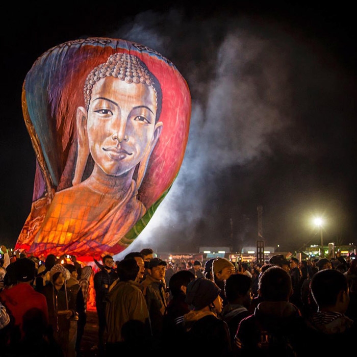 Những khinh khí cầu vẽ hình Đức Phật linh thiêng