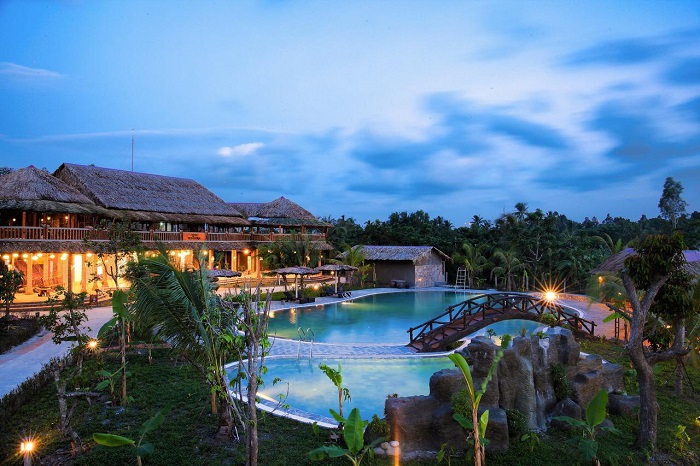 resort miền Tây