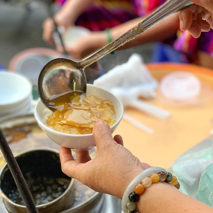 tàu hũ nóng Bùi Viện.