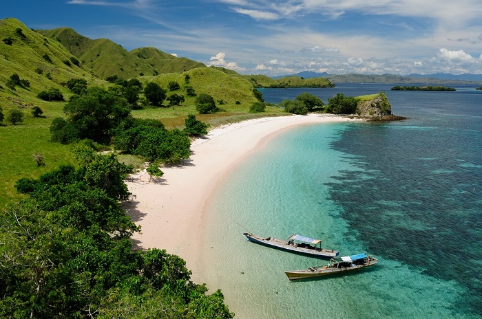 Gần Bali Indonesia có một hòn đảo ‘vương quốc rồng’ mà chẳng mấy ai hay