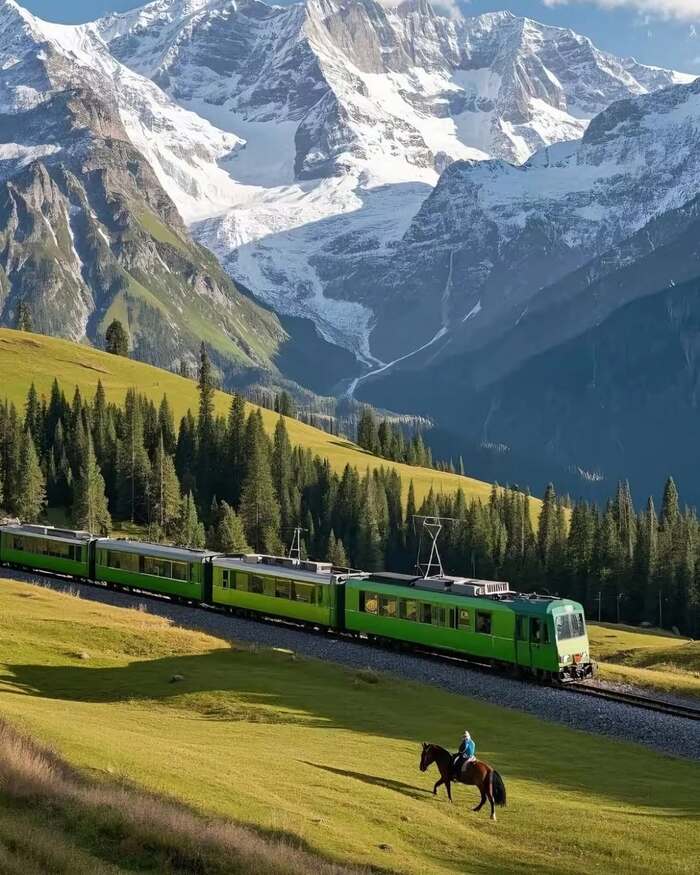 Cùng cẩm nang du lịch Tân Cương Trung Quốc khám phá  bằng tàu hỏa