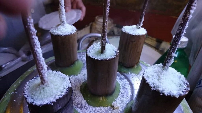 bánh ống lá dứa 