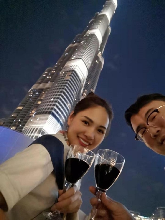 Hoa hậu Hương Giang cùng gia đình du lịch Dubai dịp đầu năm