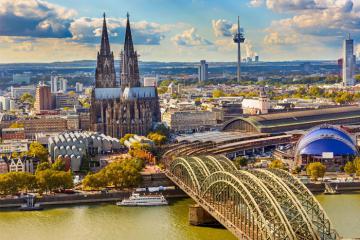 Du lịch Cologne, khám phá thành phố xinh đẹp bên sông Rhine thơ mộng