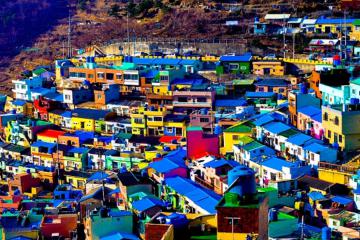 Ghé thăm ngôi làng 'lego' đầy sắc màu nổi tiếng Hàn Quốc