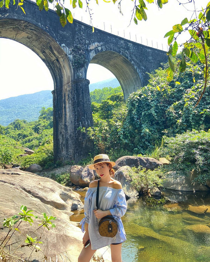 Đưa nhau đi trốn với muôn vàn góc sống ảo cực chất tại những ga tàu đẹp ở Việt Nam 