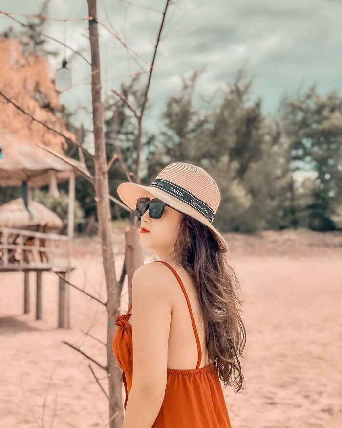 Rong ruổi hoà mình giữa thiên nhiên thơ mộng tại các bãi biển đẹp ở Huế khiến bao người say đắm