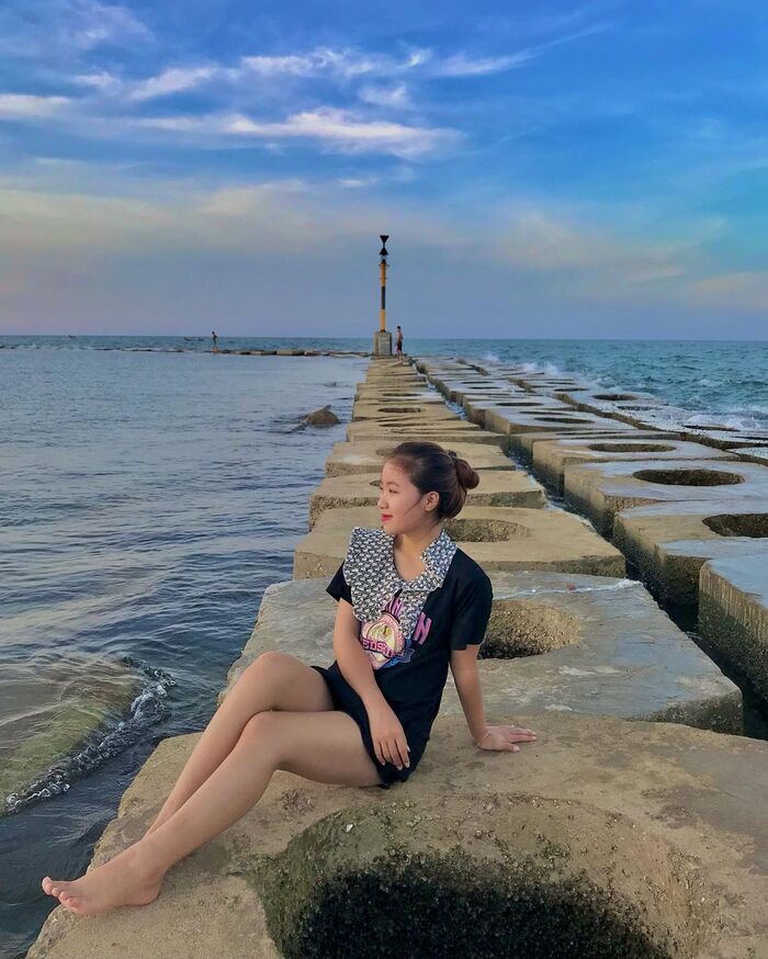 Rong ruổi hoà mình giữa thiên nhiên thơ mộng tại các bãi biển đẹp ở Huế khiến bao người say đắm