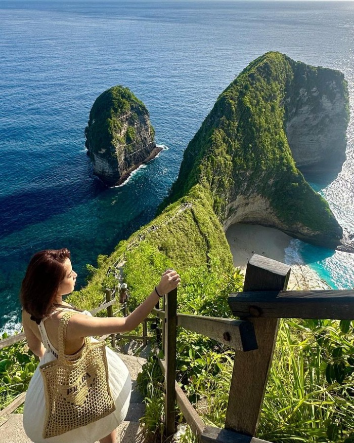 Chi Pu du xuân ở Bali Chi Pu du xuân ở Bali