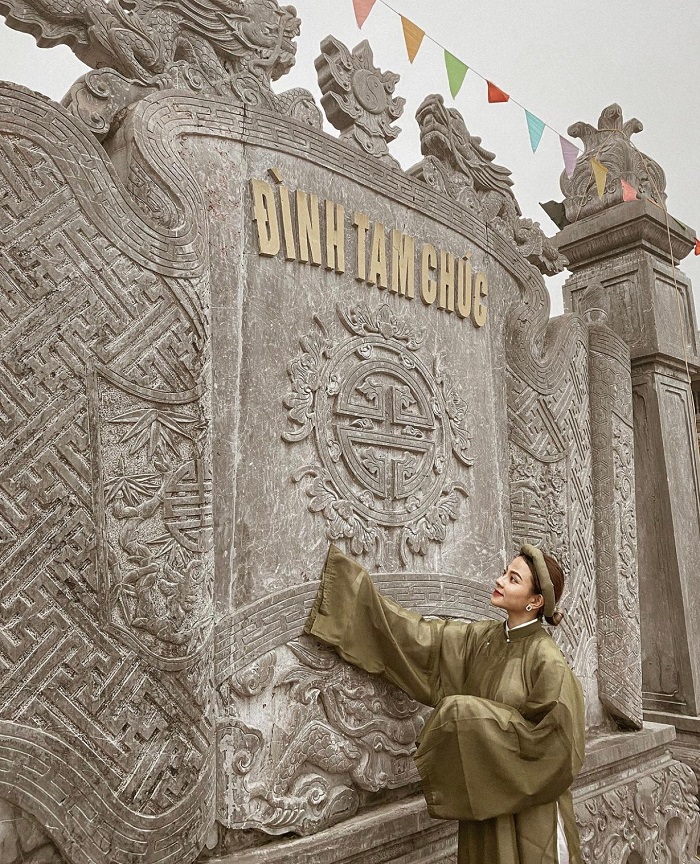 Du xuân chùa Tam Chúc