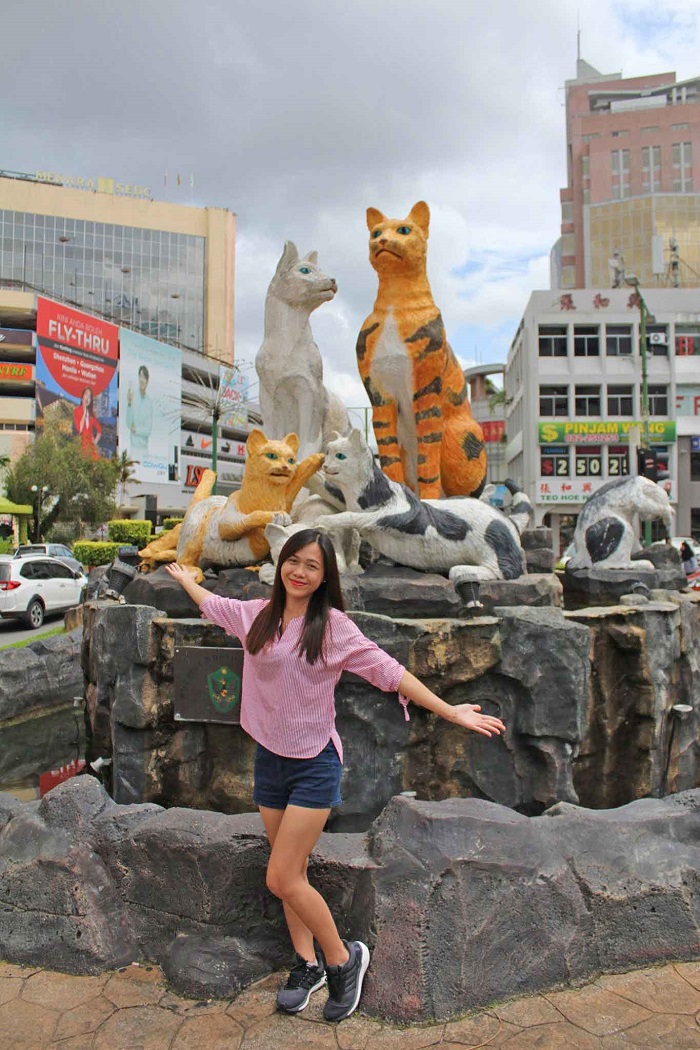 thành phố mèo Kuching