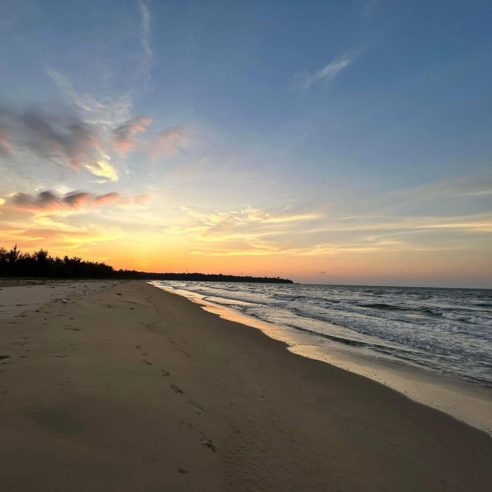 Khám phá bãi biển Muara khi du lịch Brunei