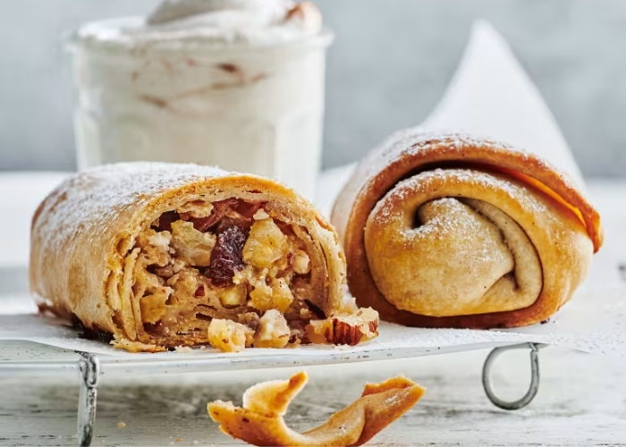 Du lịch Đức - Apfelstrudel là một loại bánh táo đặc trưng của Đức