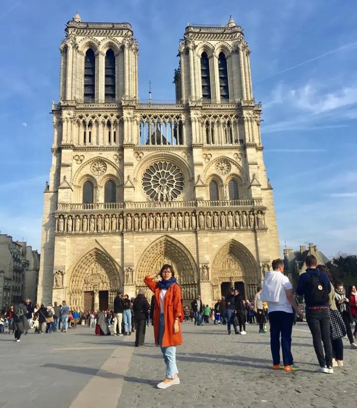 Du lịch Pháp - Nhà thờ Đức Bà Paris là một kiến trúc độc đáo của thành phố