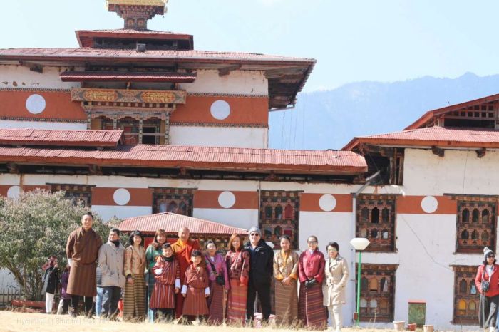 Trang phục khi du lịch Bhutan