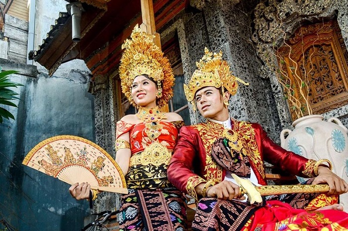 trang phục truyền thống của Indonesia