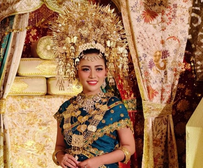 trang phục truyền thống của Indonesia