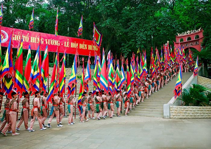 lễ hội mùa xuân nổi tiếng ở miền Bắc