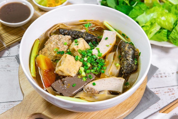 Quán bánh đa cua ngon nổi tiếng ở TP HCM - Bếp Bà Tư Hương