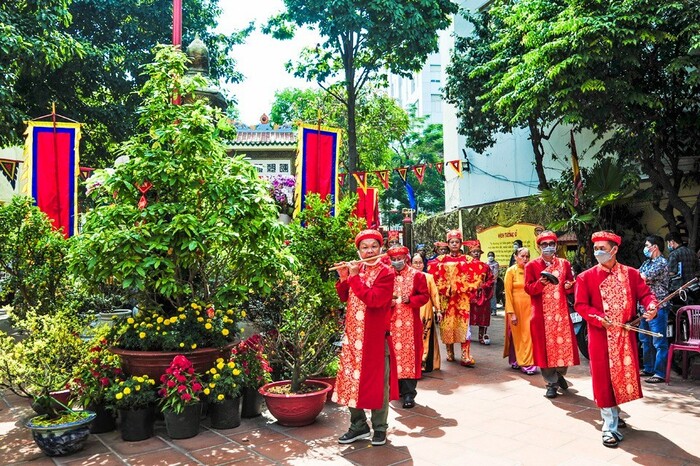 Các lễ hội mùa xuân ở miền Nam - Đền Đức Thánh Trần, TP. Hồ Chí Minh