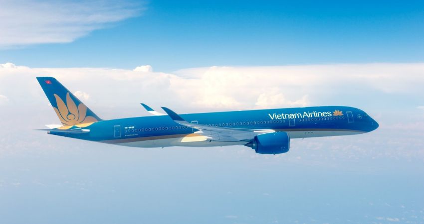 Vietnam Airlines hiện đang khai thác đường bay thẳng đến Kuala Lumpur từ các thành phố lớn.