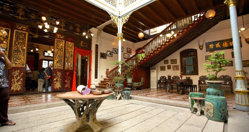 Bên trong biệt thự Pinang Peranakan