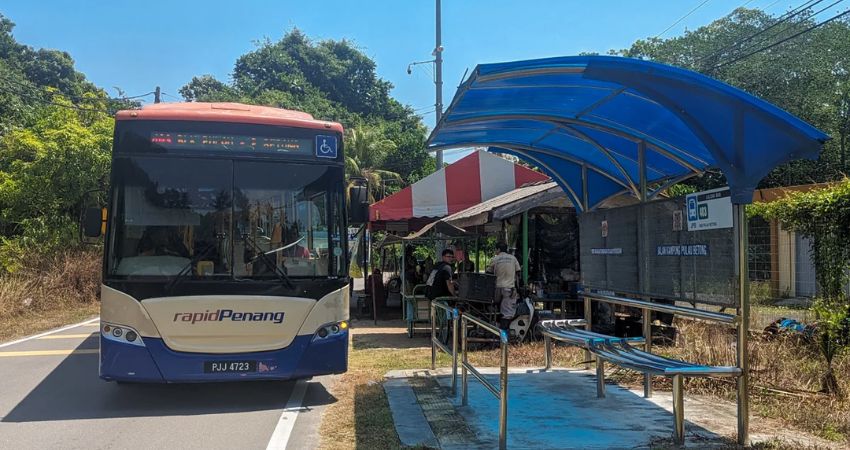 Xe bus Central Area Transit Loop Line (CAT)