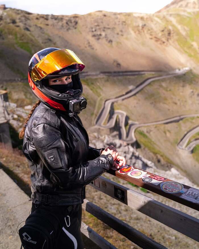 Cung đường du lịch châu Âu đẹp nhất - Stelvio Pass, Italia