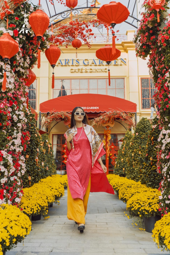 Điểm tụ hop bạn bè cuối năm ở TP HCM - Paris Garden - Dining and Cafe 