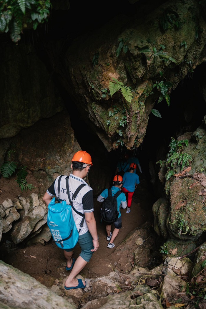 Nhiều người chưa biết tới hang Bó Mỳ Hà Giang nên hang vẫn còn rất hoang sơ