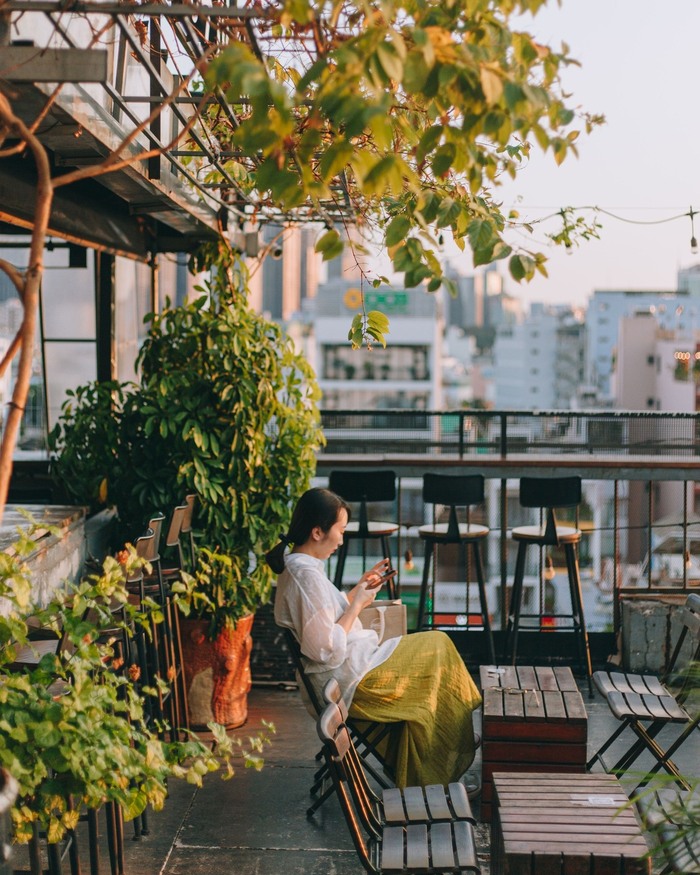 Quán rooftop ngắm pháo hoa ở TP HCM - Chạng Vạng Rooftop