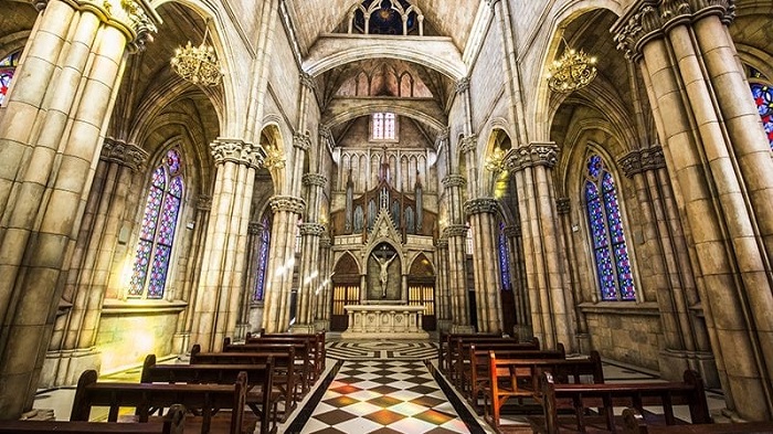 Thánh đường St. Denis. Ảnh: Internet.