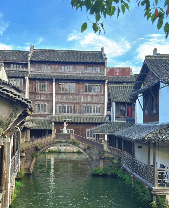 Du lịch Ô Trấn Trung Quốc với những cây cầu đá đặc trưng