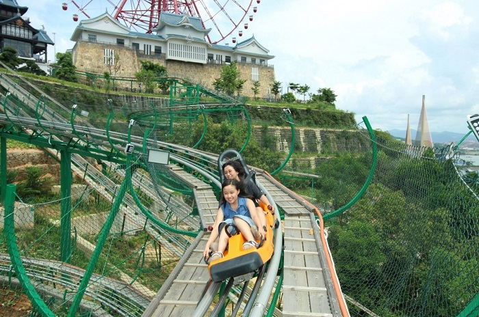 lịch trình đi Hạ Long 2 ngày 1 đêm dịp Tết với làn trượt Samurai