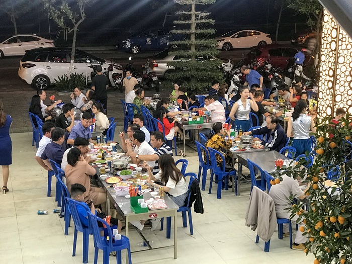 Review Quán Hải sản Bé Mặn Đà Nẵng với không gian thoáng đãng