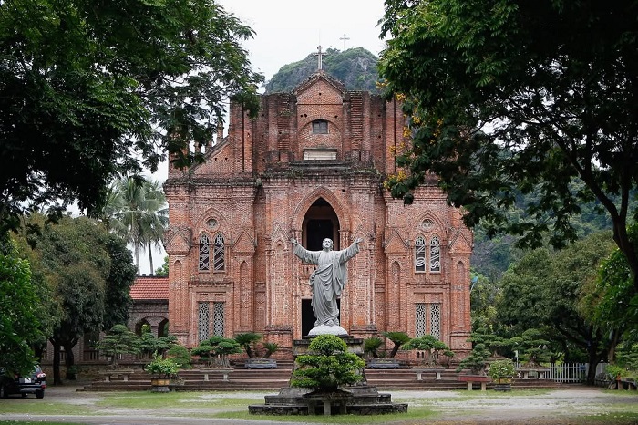 Đan viện Thánh Mẫu Châu Sơn Ninh Bình ở đâu?