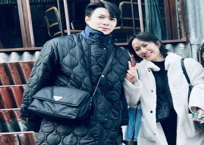 Anh Tú - Diệu Nhi "quậy tưng bừng" ở Hàn Quốc