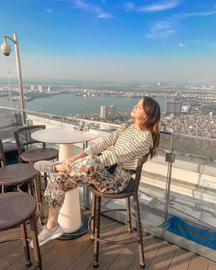 nhà hàng view trên cao