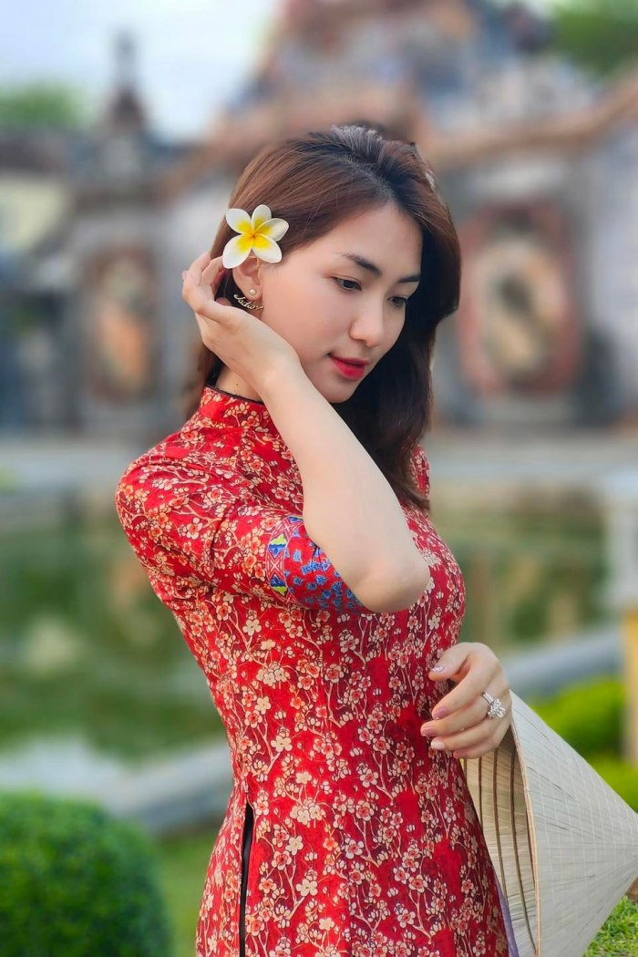 Hoà Minzy du lịch Hội An 