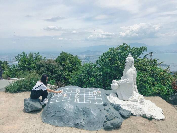 Rong ruổi Đà Nẵng và dừng chân khám phá tại những địa điểm check-in ở bán đảo Sơn Trà nổi tiếng