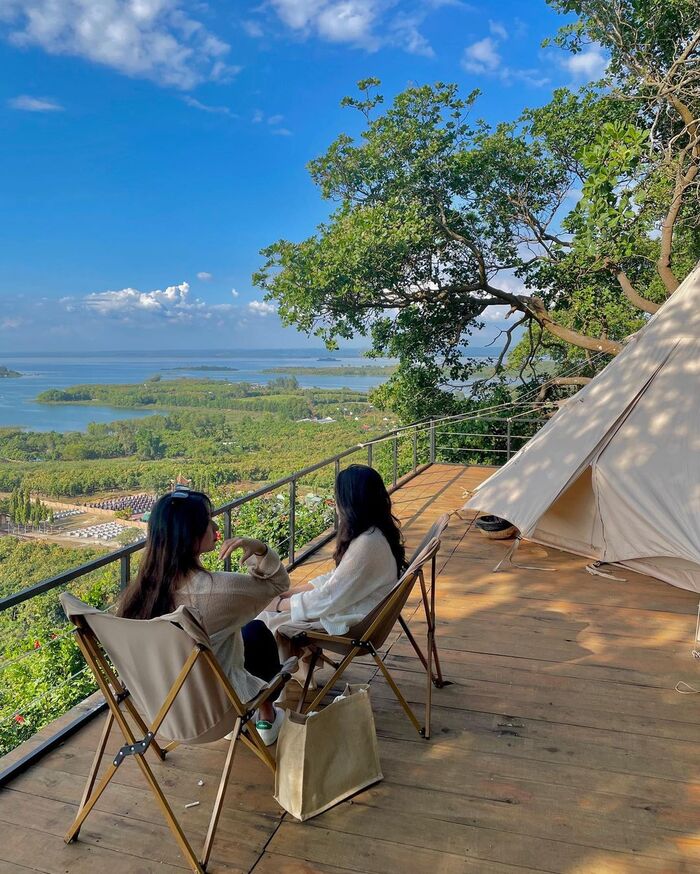 Rời thành phố ‘chật chội, náo nức’ và tìm về vùng xanh thanh bình tại khu cắm trại Tropical EGlamping Đồng Nai