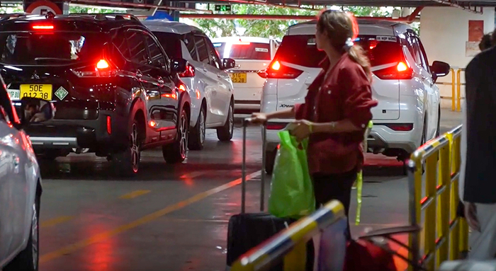 Tham khảo thông tin về các bãi đỗ xe gần sân bay Tân Sơn Nhất