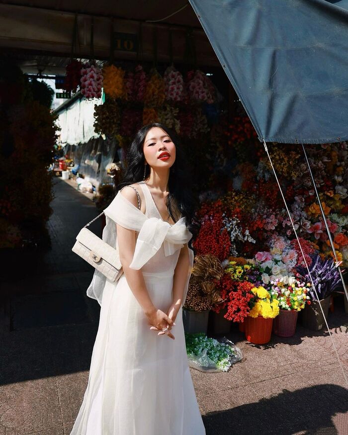 Đầu năm ‘lên đồ’ cùng hội bạn thân săn ảnh sống ảo tựa nàng thơ tại 3 chợ hoa nổi tiếng ở TP. Hồ Chí Minh