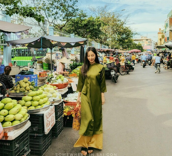 Đầu năm ‘lên đồ’ cùng hội bạn thân săn ảnh sống ảo tựa nàng thơ tại 3 chợ hoa nổi tiếng ở TP. Hồ Chí Minh