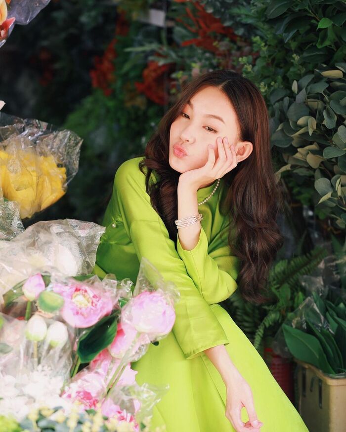 Đầu năm ‘lên đồ’ cùng hội bạn thân săn ảnh sống ảo tựa nàng thơ tại 3 chợ hoa nổi tiếng ở TP. Hồ Chí Minh