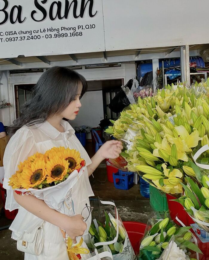 Đầu năm ‘lên đồ’ cùng hội bạn thân săn ảnh sống ảo tựa nàng thơ tại 3 chợ hoa nổi tiếng ở TP. Hồ Chí Minh