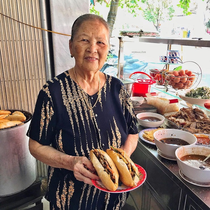 quán bánh mì ngon ở Hội An