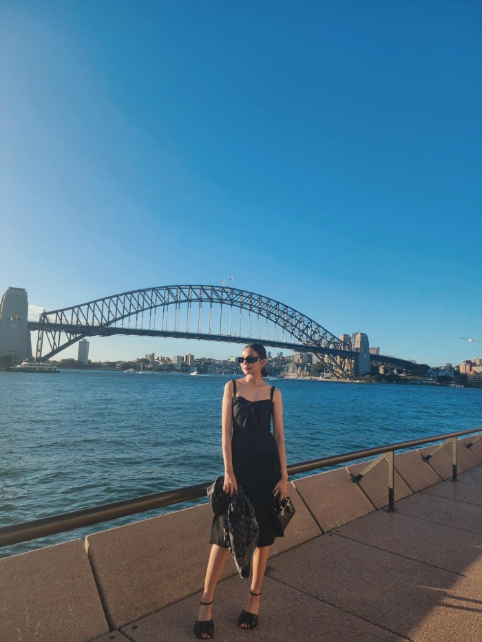 Siêu mẫu Thanh Hằng du lịch Australia 