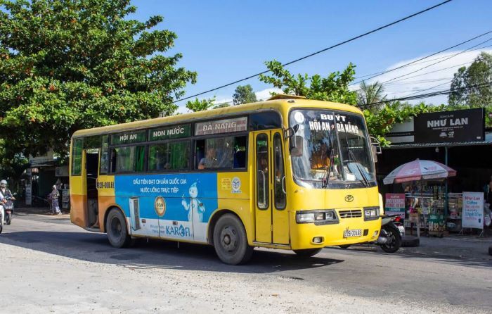 Thông tin chi tiết từ A-Z các tuyến xe bus đi sân bay Đà Nẵng